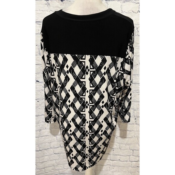 Elie McCarthy Womens Top Black White Buttondown Geometric Blouse Plus-size 2X - Picture 4 of 7